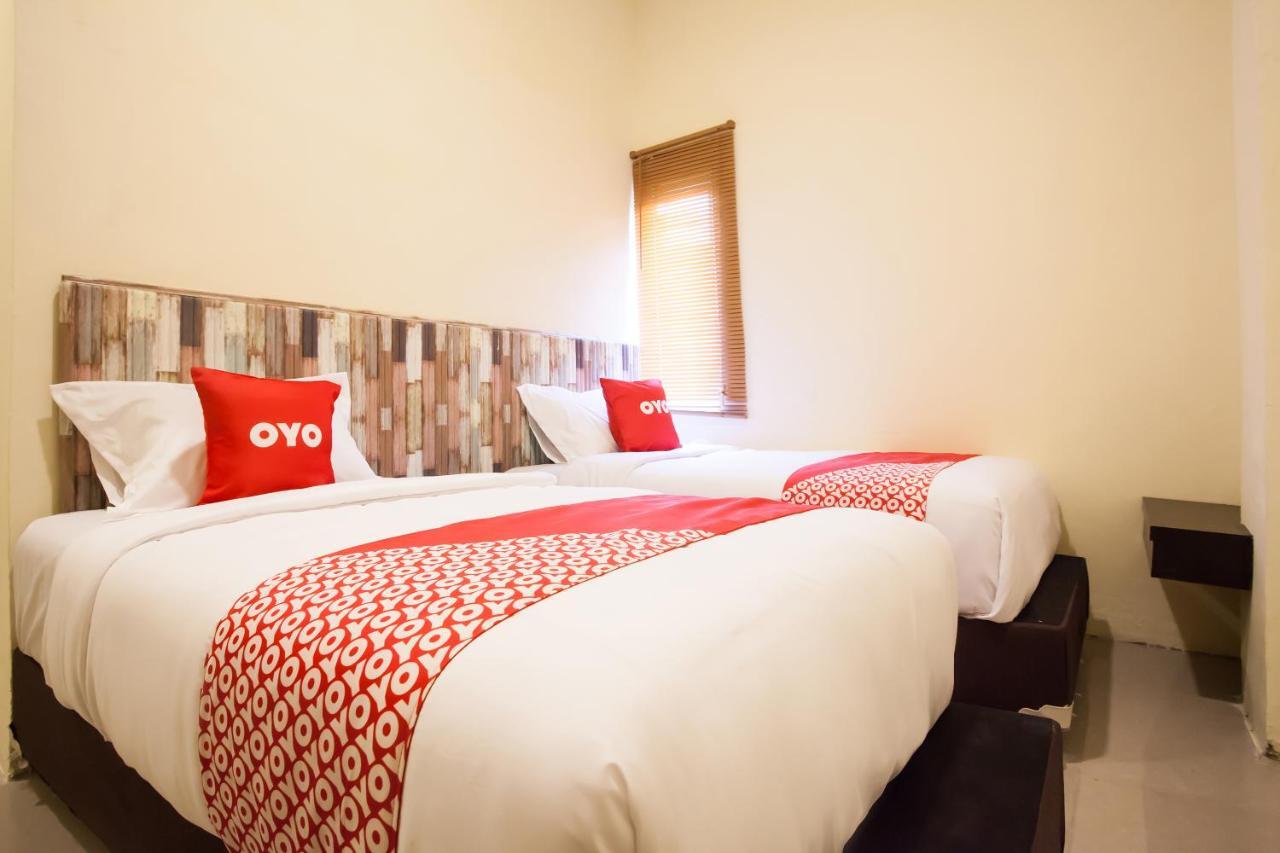 Oyo 2361 Hotel Winston Glugur Bagian luar foto